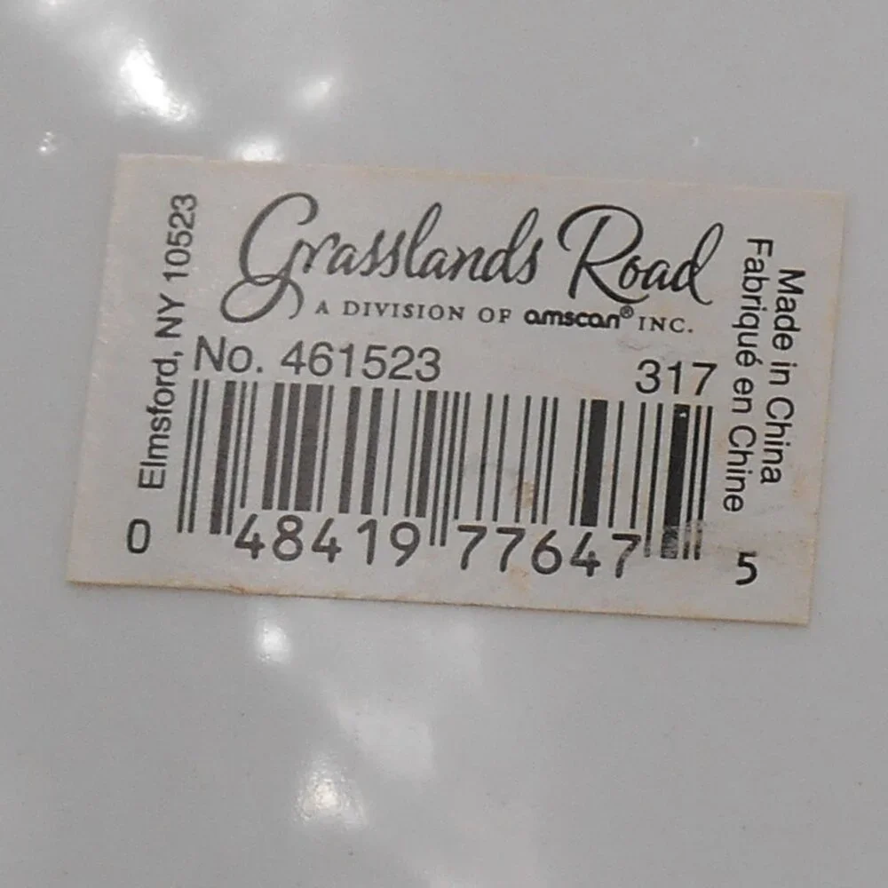 GRASSLANDS ROAD CLOVER GLEN DECORATIVE PLATE DISCONTINUED 2009 EMBOSSED FAMILY - Picture 11 of 11